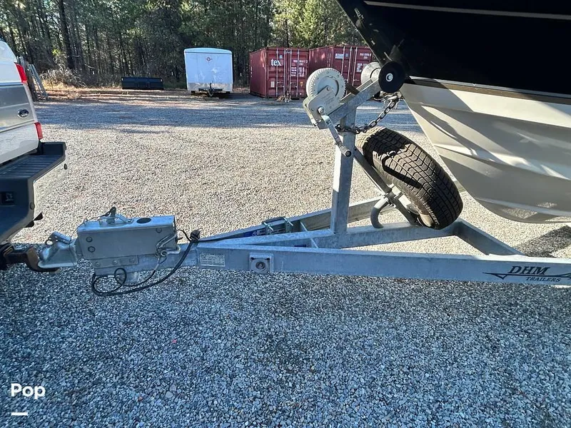 Slide: The Image of 2005 Seaswirl Striper 2601 WA for sale in Athol, ID - 71