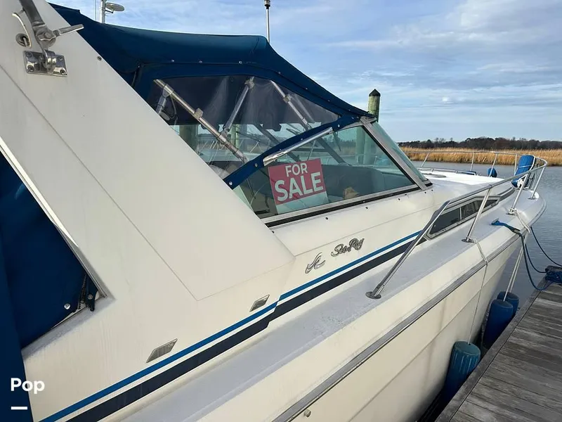 Slide: The Image of 1991 Sea Ray 350 EC for sale in Smithfield, VA - 14