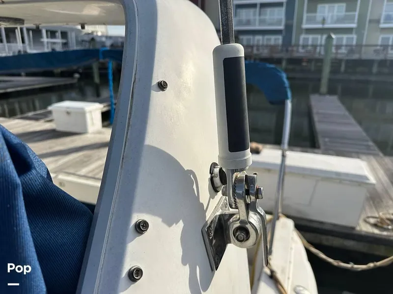 Slide: The Image of 1991 Sea Ray 350 EC for sale in Smithfield, VA - 36