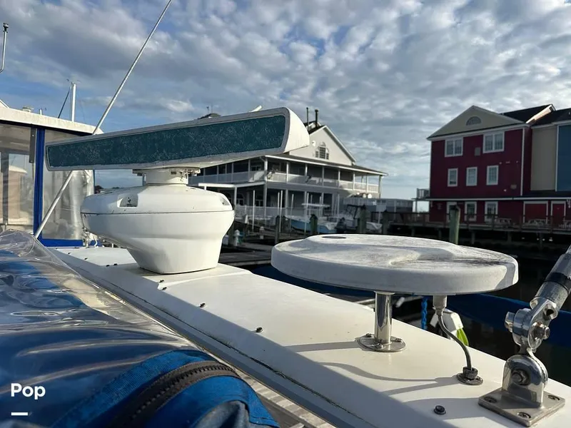 Slide: The Image of 1991 Sea Ray 350 EC for sale in Smithfield, VA - 37