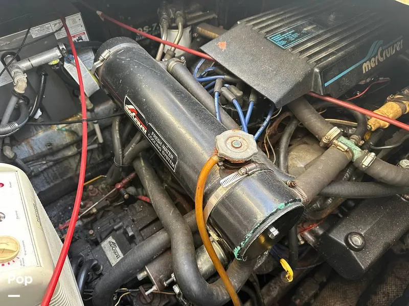 Slide: The Image of 1991 Sea Ray 350 EC for sale in Smithfield, VA - 52