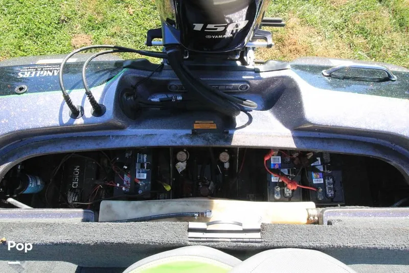 Slide: The Image of 2018 Skeeter ZX190 for sale in Goshen, OH - 42