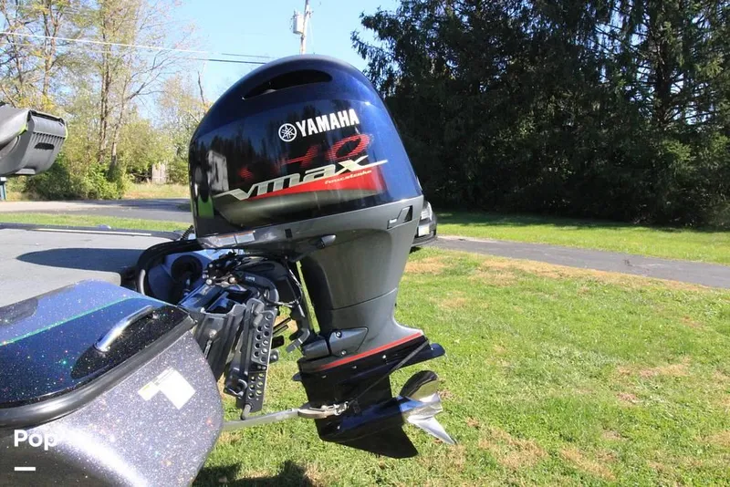 Slide: The Image of 2018 Skeeter ZX190 for sale in Goshen, OH - 45