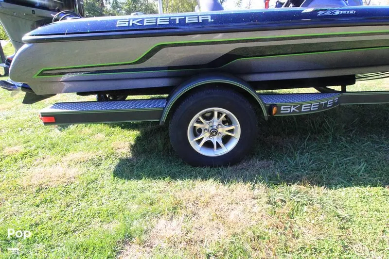 Slide: The Image of 2018 Skeeter ZX190 for sale in Goshen, OH - 58