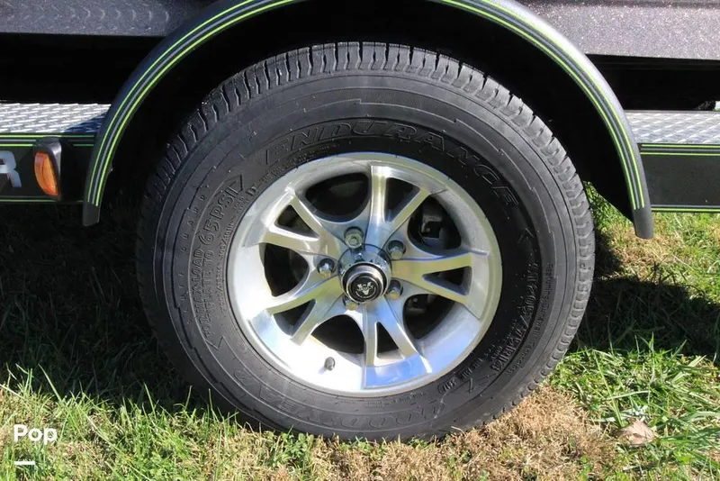 Slide: The Image of 2018 Skeeter ZX190 for sale in Goshen, OH - 59