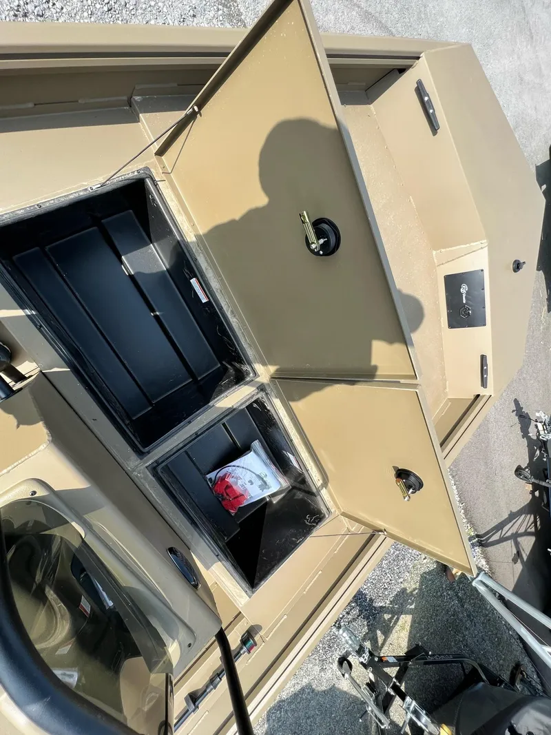 Slide: The Image of G3 17 CCJ Jet Tunnel - In Stock 2025 - 7