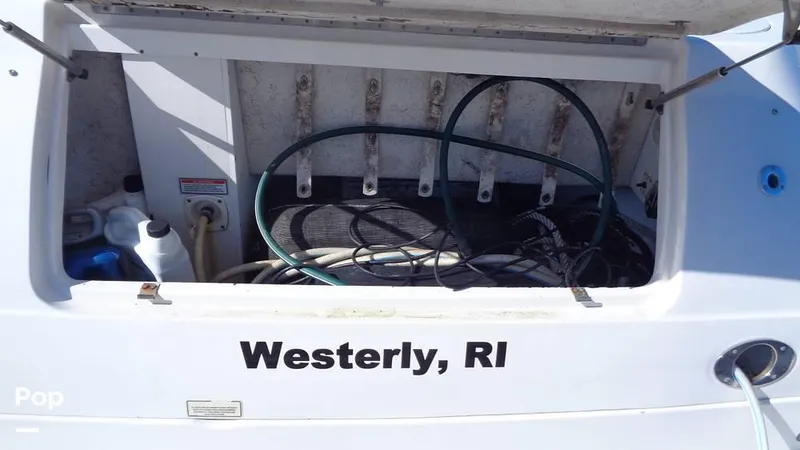 Slide: The Image of 2004 Sea Ray 480 Sedan for sale in Westerly, RI - 16