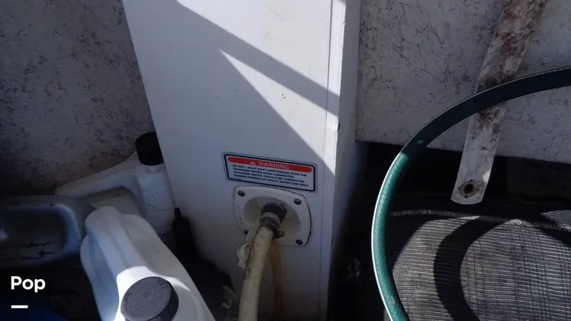 Slide: The Image of 2004 Sea Ray 480 Sedan for sale in Westerly, RI - 17