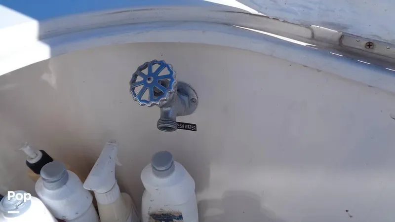 Slide: The Image of 2004 Sea Ray 480 Sedan for sale in Westerly, RI - 24