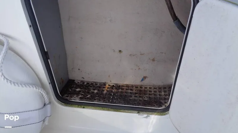 Slide: The Image of 2004 Sea Ray 480 Sedan for sale in Westerly, RI - 28