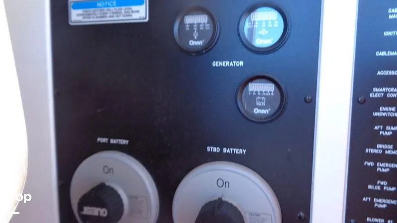 Slide: The Image of 2004 Sea Ray 480 Sedan for sale in Westerly, RI - 42