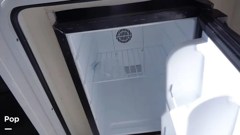 Slide: The Image of 2004 Sea Ray 480 Sedan for sale in Westerly, RI - 59