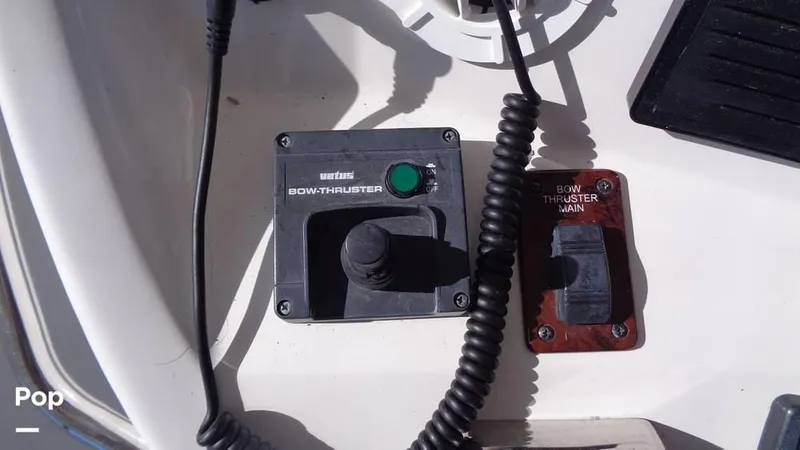 Slide: The Image of 2004 Sea Ray 480 Sedan for sale in Westerly, RI - 72