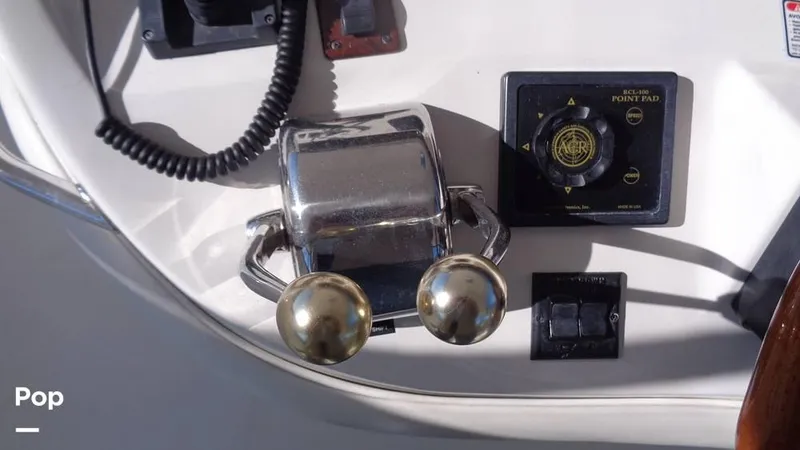 Slide: The Image of 2004 Sea Ray 480 Sedan for sale in Westerly, RI - 73