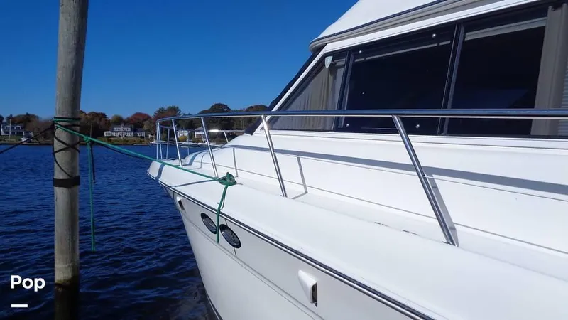 Slide: The Image of 2004 Sea Ray 480 Sedan for sale in Westerly, RI - 8