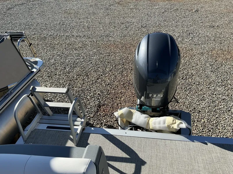 Slide: The Image of Aura Glacier 2025 - 6