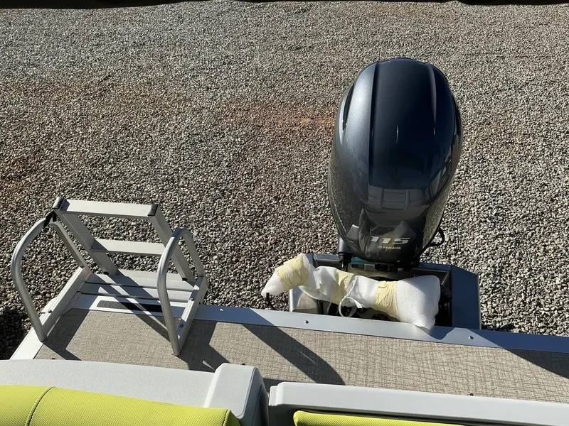 Slide: The Image of Aura Atomic 2025 - 11