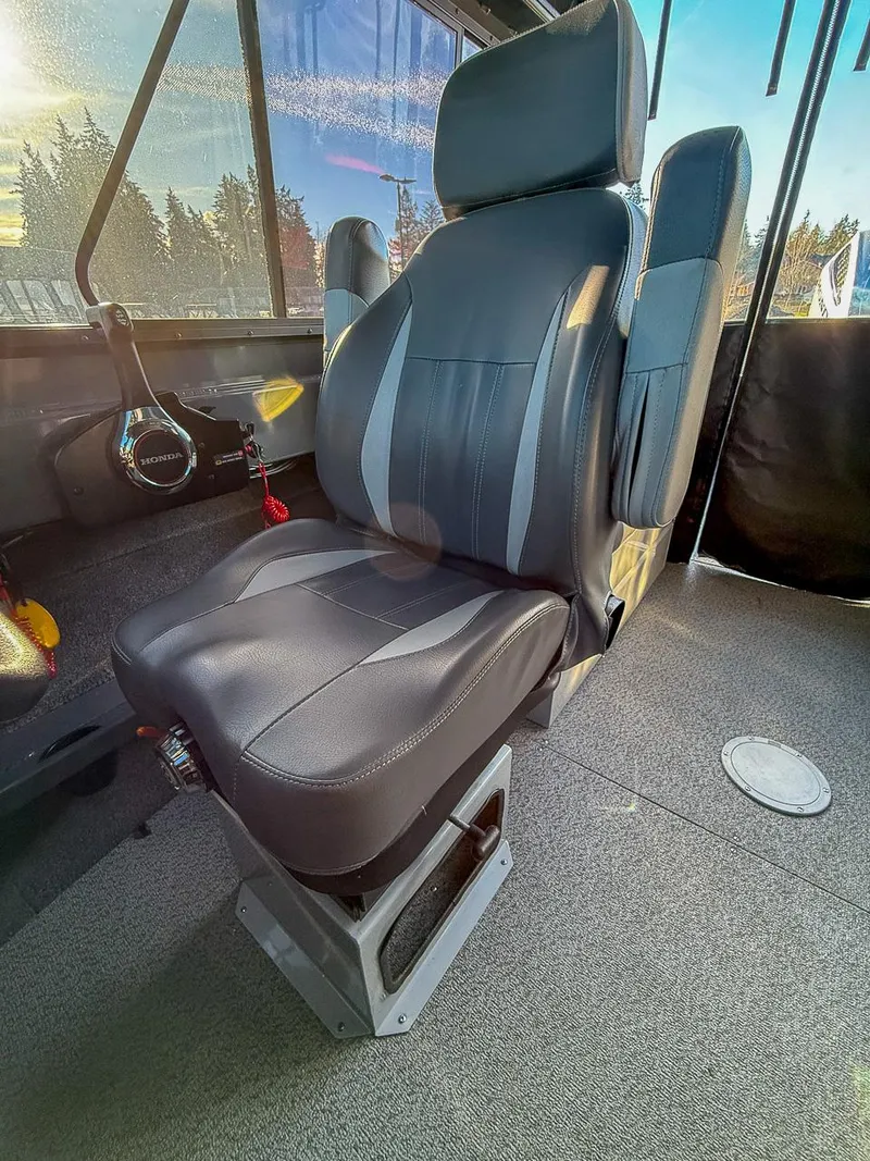 Slide: The Image of 2021 Hewescraft 220 Ocean Pro Hard Top interior seat, black leather, modern design. - 9