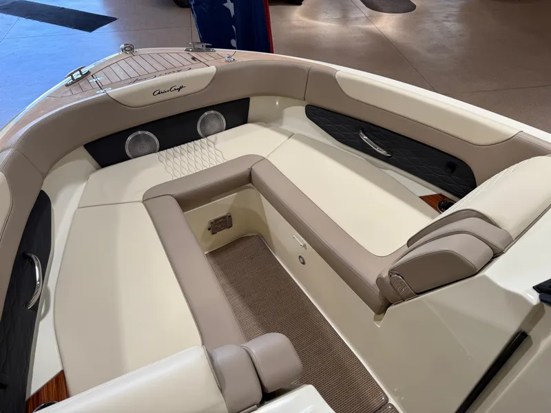 Slide: The Image of Chris-Craft Sportster 28 2025 - 13