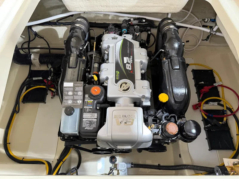 Slide: The Image of Chris-Craft Sportster 28 2025 - 17