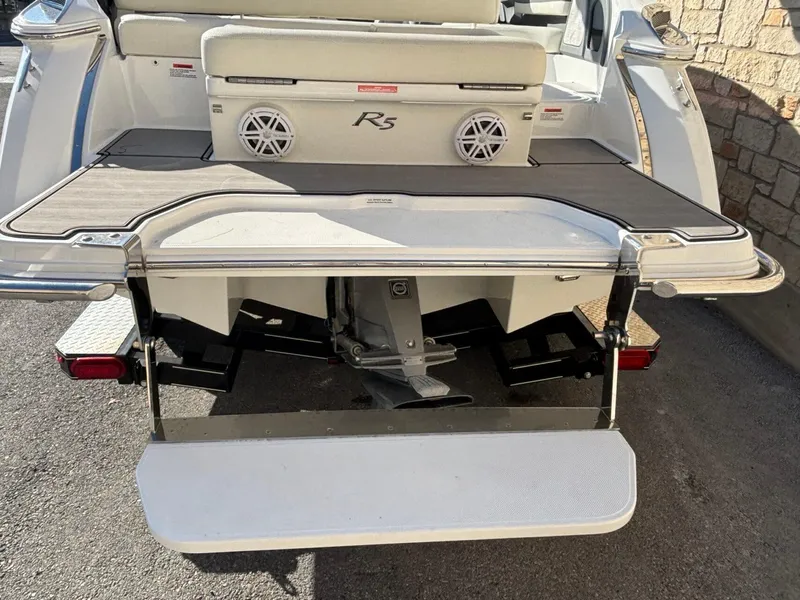 Slide: The Image of 2017 Cobalt R5 boat stern with swim platform and speakers. - 6