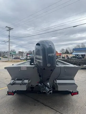 Slide: The Image of SeaArk 2072 MVJT Flatcat Jet 2026 - 4