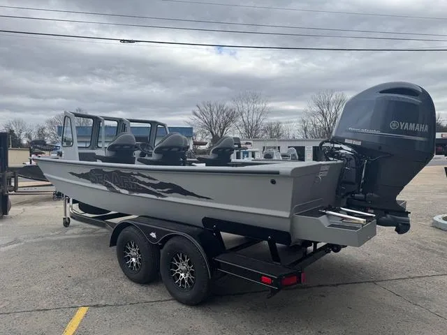 Slide: The Image of SeaArk 2072 MVJT Flatcat Jet 2026 - 9