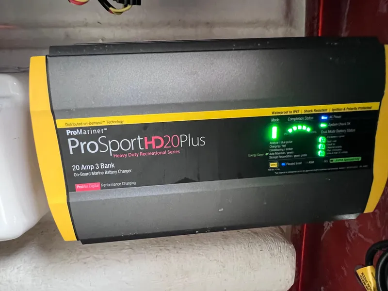 Slide: The Image of Sea Hunt Gamefish 25 CLEAN CLEAN CLEAN ONLY 200 HOURS 2017 - 64