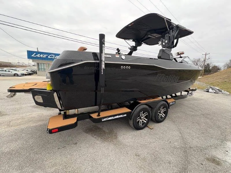 Slide: The Image of Malibu 25 LSV 2025 - 111