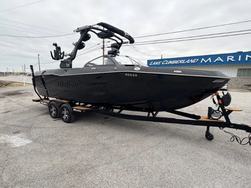 Slide: The Image of Malibu 25 LSV 2025 - 133