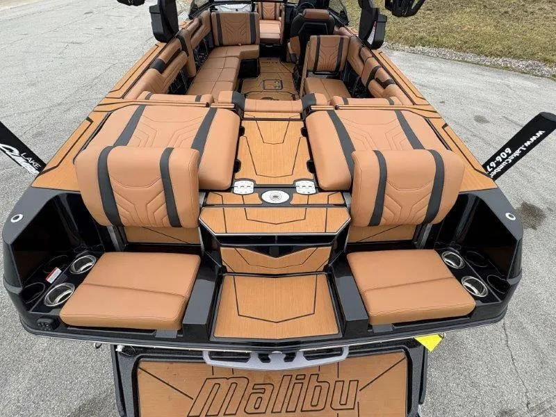 Slide: The Image of Malibu 25 LSV 2025 - 87