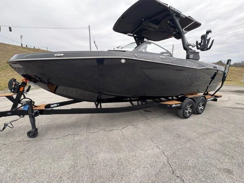 Slide: The Image of Malibu 25 LSV 2025 - 93