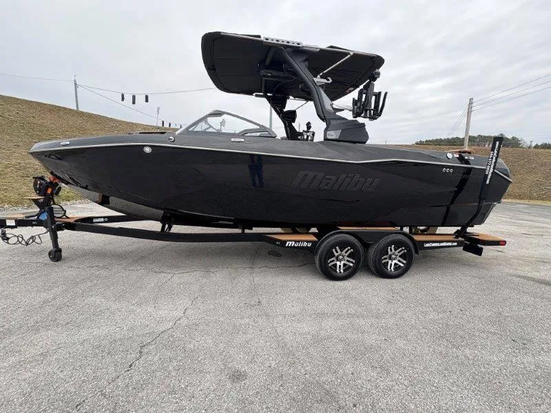 Slide: The Image of Malibu 25 LSV 2025 - 96