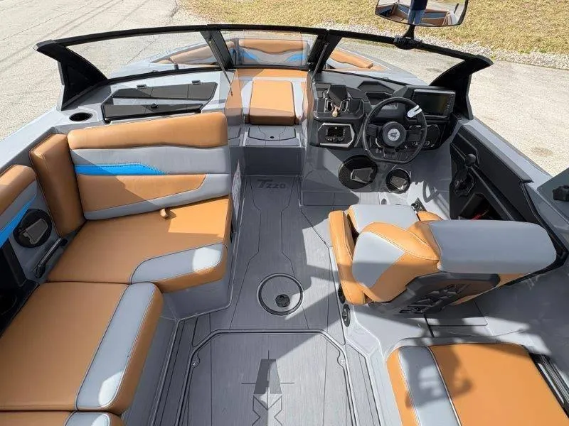 Slide: The Image of Axis T220 2025 - 40