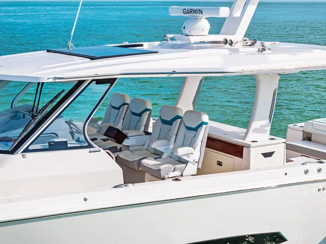 Slide: The Image of Regal 43 SAV 2026 - 19