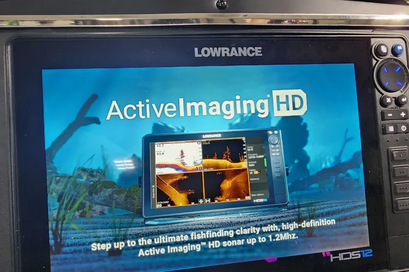 Slide: The Image of Lowrance Active Imaging HD display on Ranger Z520R Cup-Equipped, 2025 model, showcasing sonar technology. - 10