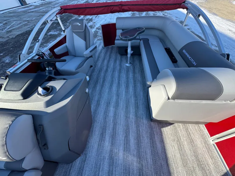 Slide: The Image of Bennington 20SL 2025 - 5