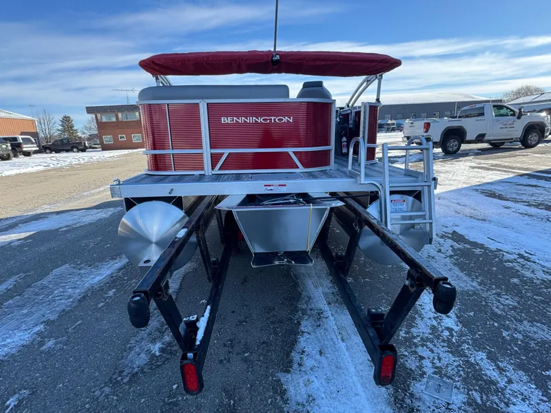 Slide: The Image of Bennington 20SL 2025 - 7