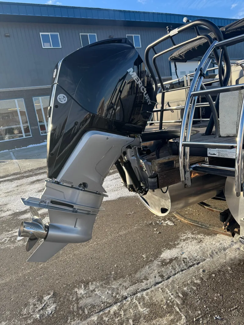 Slide: The Image of Monaco 235 RL 2025 - 11