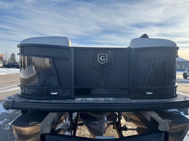 Slide: The Image of Monaco 235 RL 2025 - 3