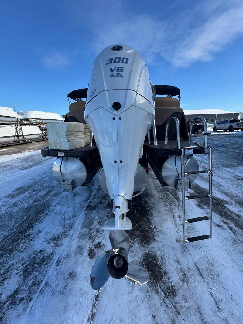 Slide: The Image of Monaco 255 SB 2025 - 12