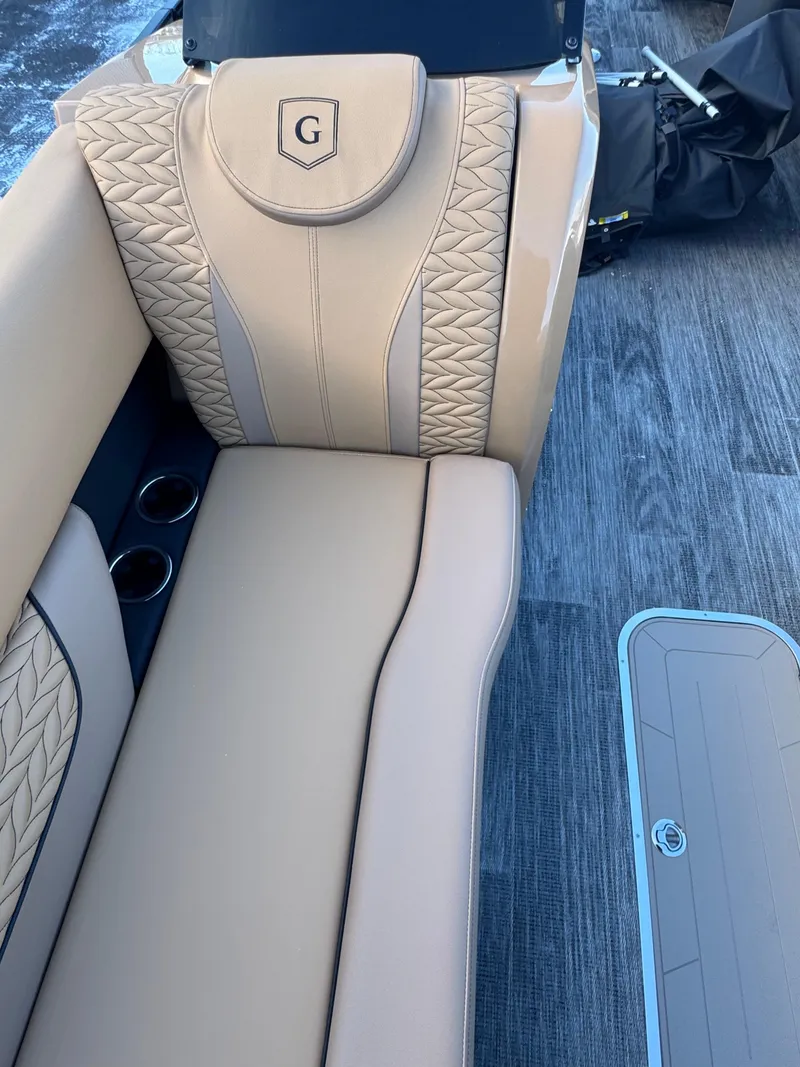 Slide: The Image of Monaco 255 SB 2025 - 5