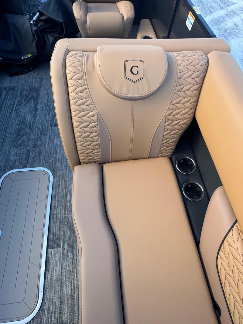 Slide: The Image of Monaco 255 SB 2025 - 6