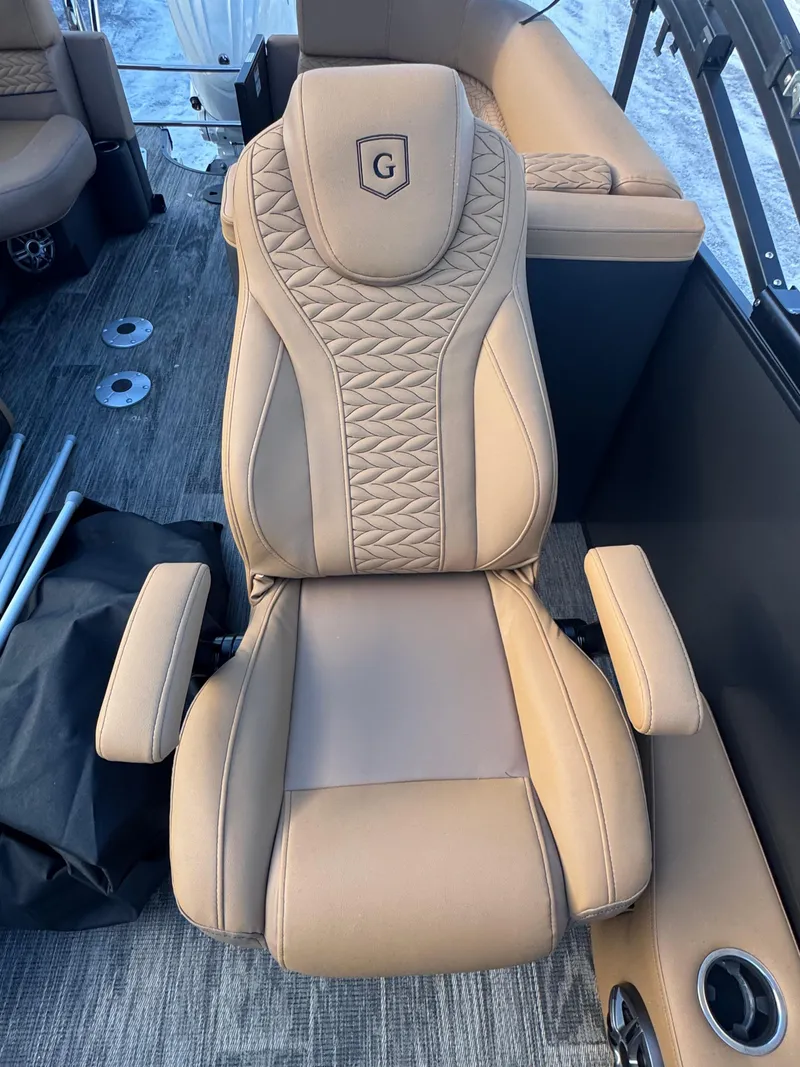 Slide: The Image of Monaco 255 SB 2025 - 9