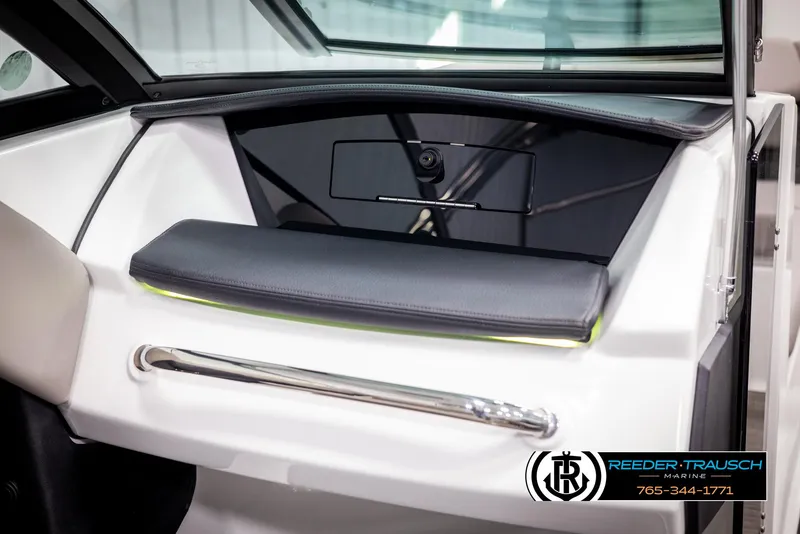 Slide: The Image of Four Winns H2 2025 - 50