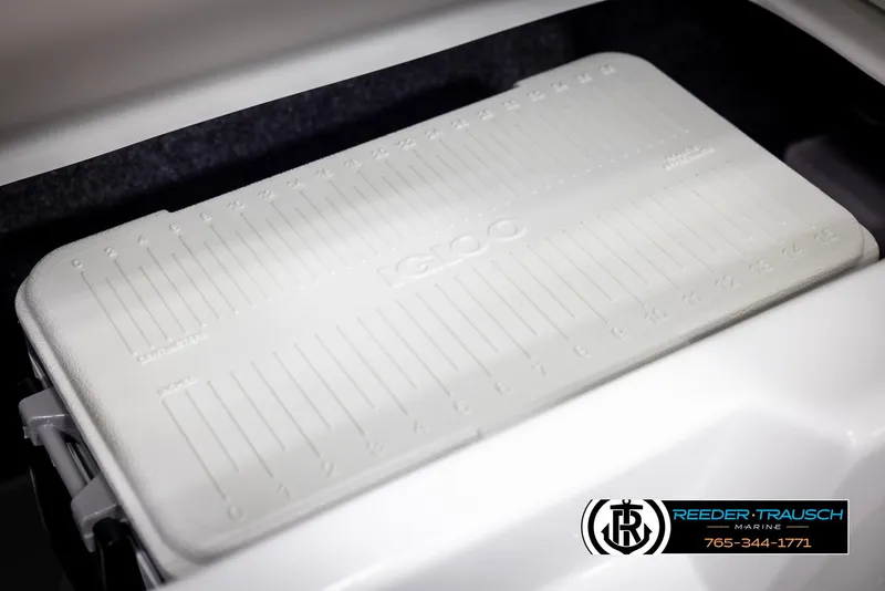 Slide: The Image of Four Winns H2 2025 - 53