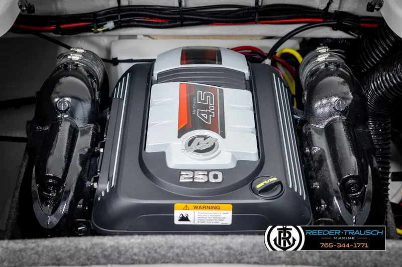 Slide: The Image of Four Winns H2 2025 - 54