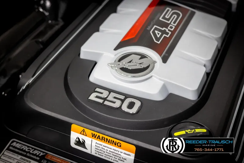 Slide: The Image of Four Winns H2 2025 - 55