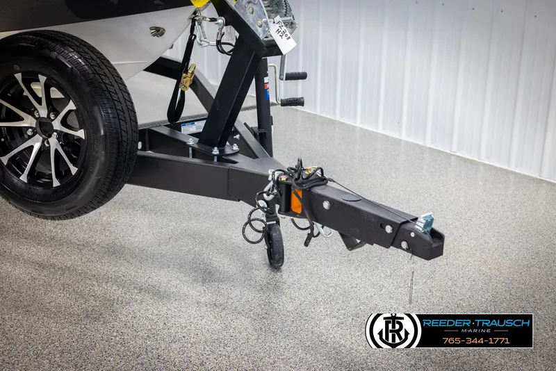 Slide: The Image of Four Winns H2 2025 - 70