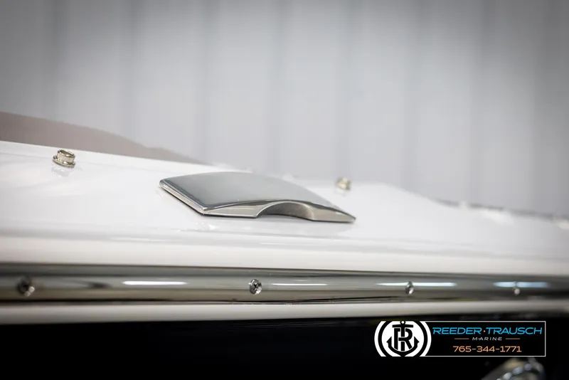 Slide: The Image of Four Winns H2 2025 - 72